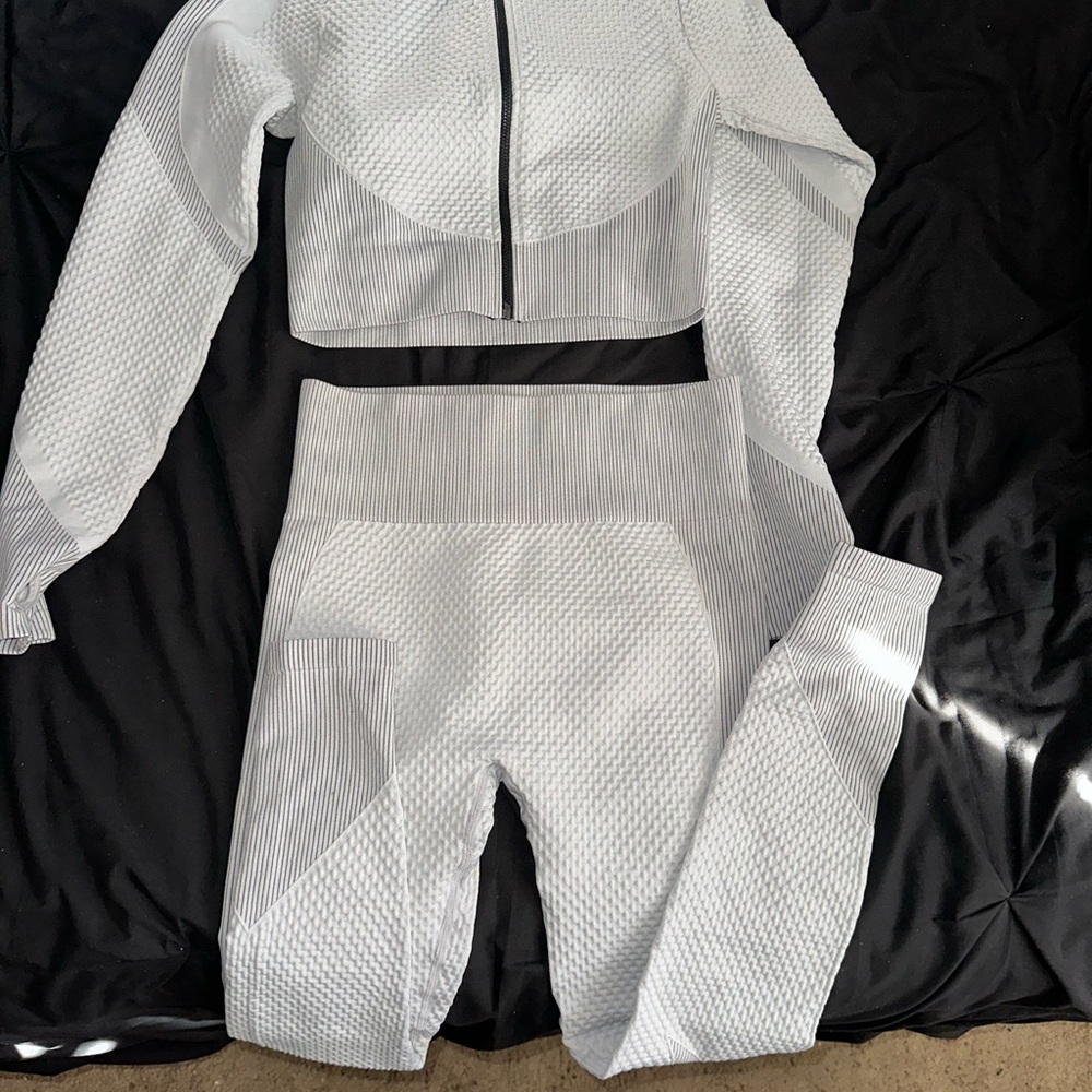 Gray Textured Activewear Set